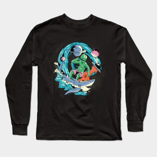 Alien surfing Long Sleeve T-Shirt